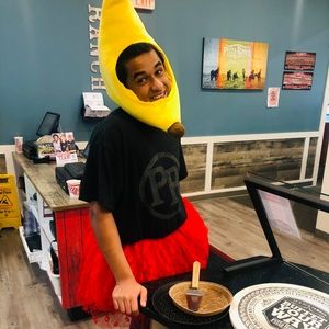 Meet your Posher, Amro